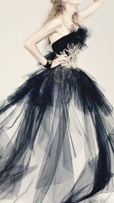 黑色婚纱设计
