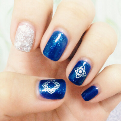 蓝色跳色 贴纸 简单