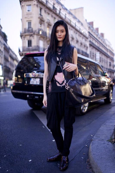 #超模#-奚梦瑶（Ming Xi）鬼马温婉可人儿，再来几组她的高分街拍Look...So Fashion！