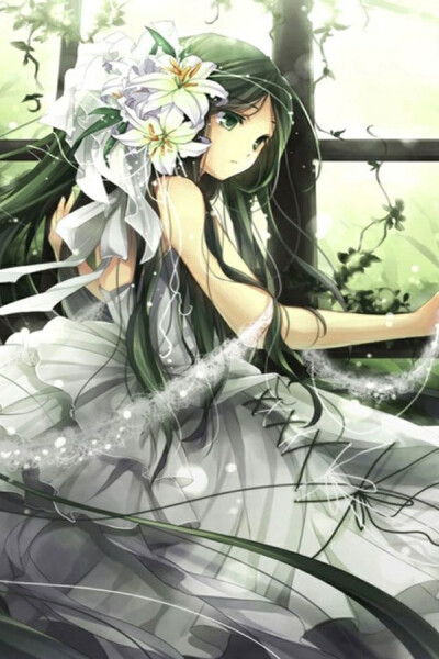 虚，似真似假。幻，非真非假。虚幻，给人一种距离感，似远似近，但在这中美很容易被发现