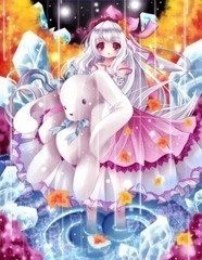 虚，似真似假。幻，非真非假。虚幻，给人一种距离感，似远似近，但在这中美很容易被发现