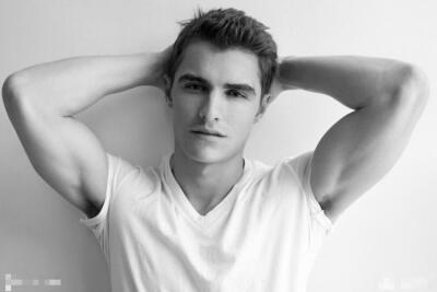 Dave Franco 戴夫 弗兰克