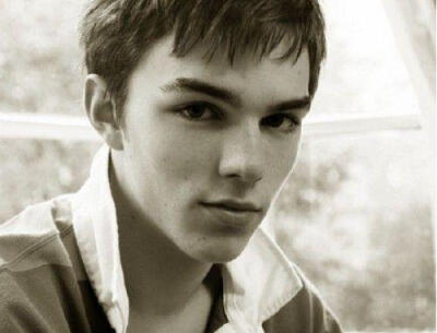 Nicholas Hoult 尼古拉斯 霍尔特