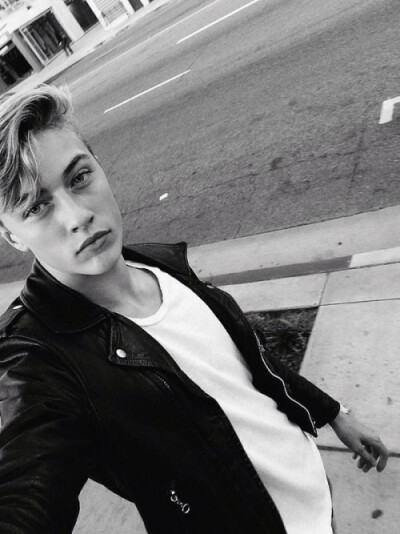 LuckyBlueSmith