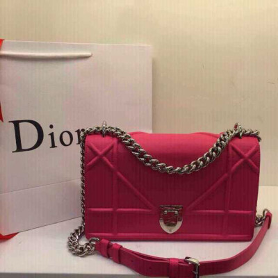 dior圣诞纪念版最新上市，尺寸26/15/8 顶级货 1500