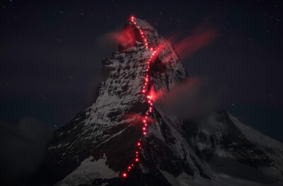 【摄影】阿尔卑斯登山者火炬链