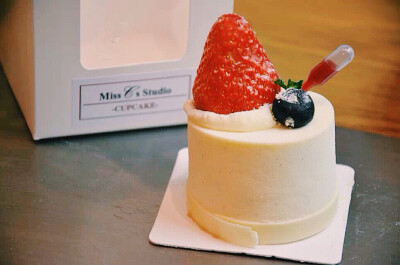 miss C Snow White--made in Shenyang