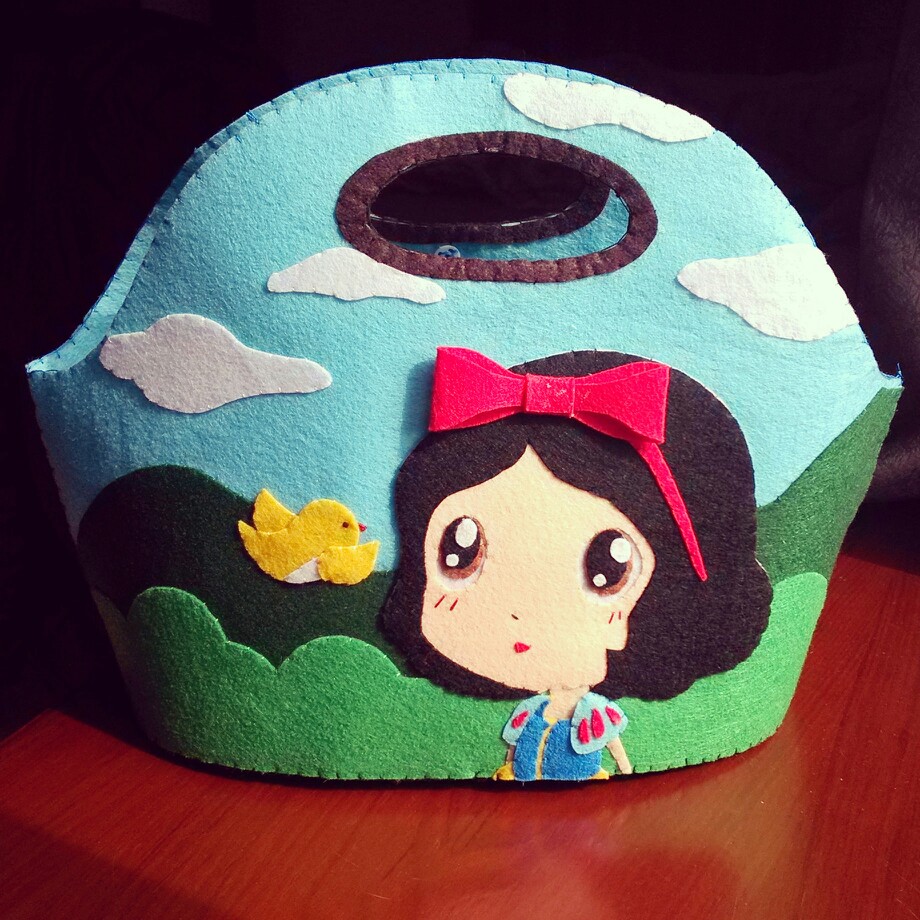 不织布白雪公主手拎包