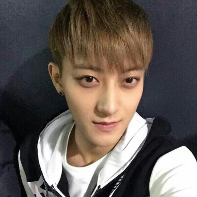 #EXO #EXO-M #黄子韬 #TAO 桃子ins更新