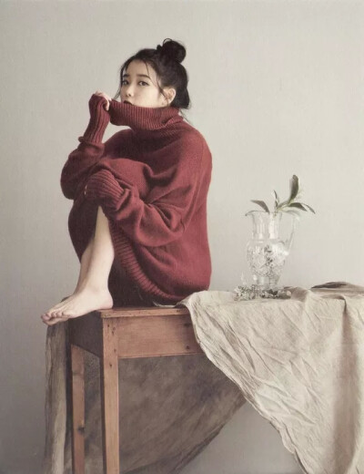 IU.李知恩.