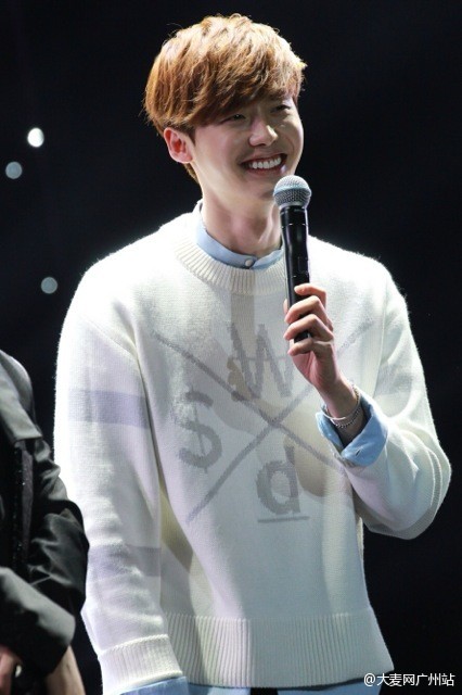 ＜拿图请先关注，谢谢咯＞硕大大2月7日广州fanmeeting #李钟硕# 造福之夜，造福广州，心塞太平洋、印度洋、大西洋、北冰洋、南冰洋