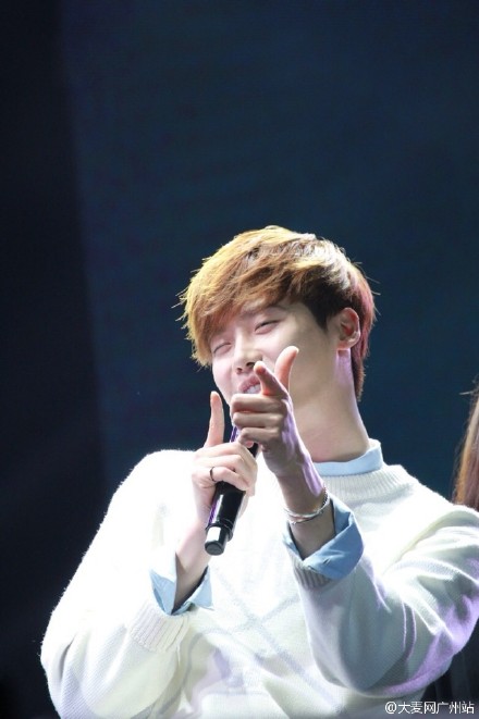 ＜拿图请先关注，谢谢咯＞硕大大2月7日广州fanmeeting #李钟硕# 造福之夜，造福广州，心塞太平洋、印度洋、大西洋、北冰洋、南冰洋