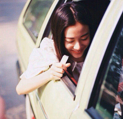 从前 车马邮件都很慢 一生只够爱一个人: