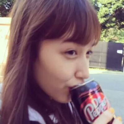 【头像】我发现最可悲的事不是我们不在一起 而是我爱你