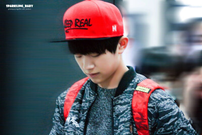 千宝，你不娶我干嘛要耽搁我我的手写告白