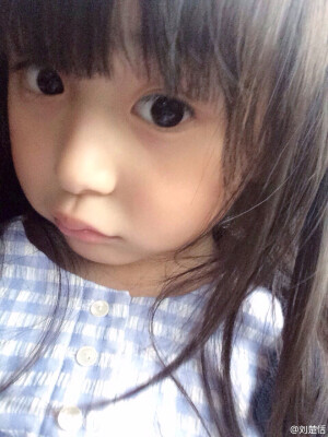刘楚恬萌萌哒