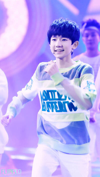 tfboys roy 王源 北京卫视春晚 饭拍