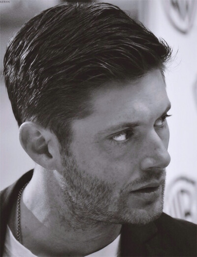 Jensen Ackles,Dean