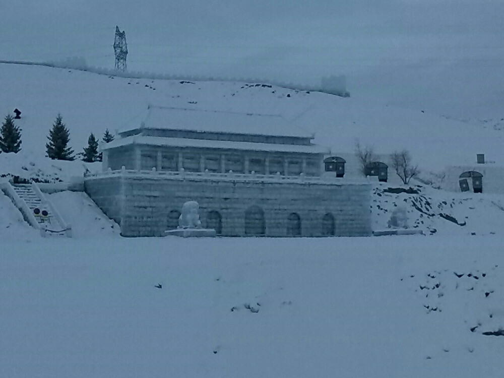 阿勒泰冰雪大世界⒈⒈白天