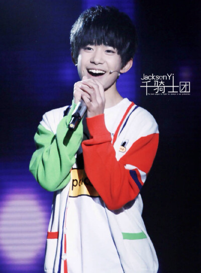 TFBOYS 易炀千玺 cr.logo