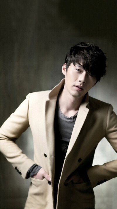 一大波帅哥壁纸来袭，你准备好了没？