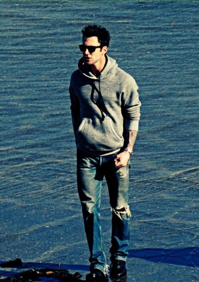 亚当莱文 Adam Levine Maroon5主唱