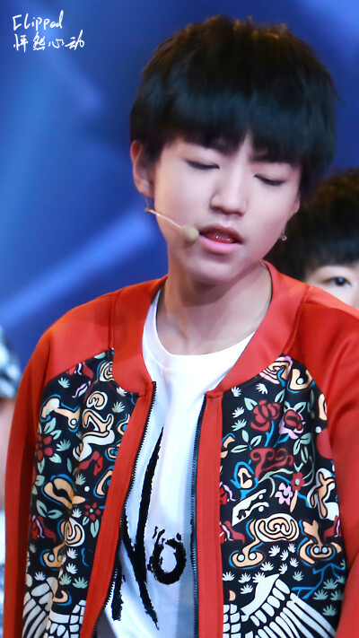 TFBOYS王俊凯 cr.logo