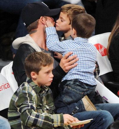 罗密欧·贝克汉姆Romeo James Beckham