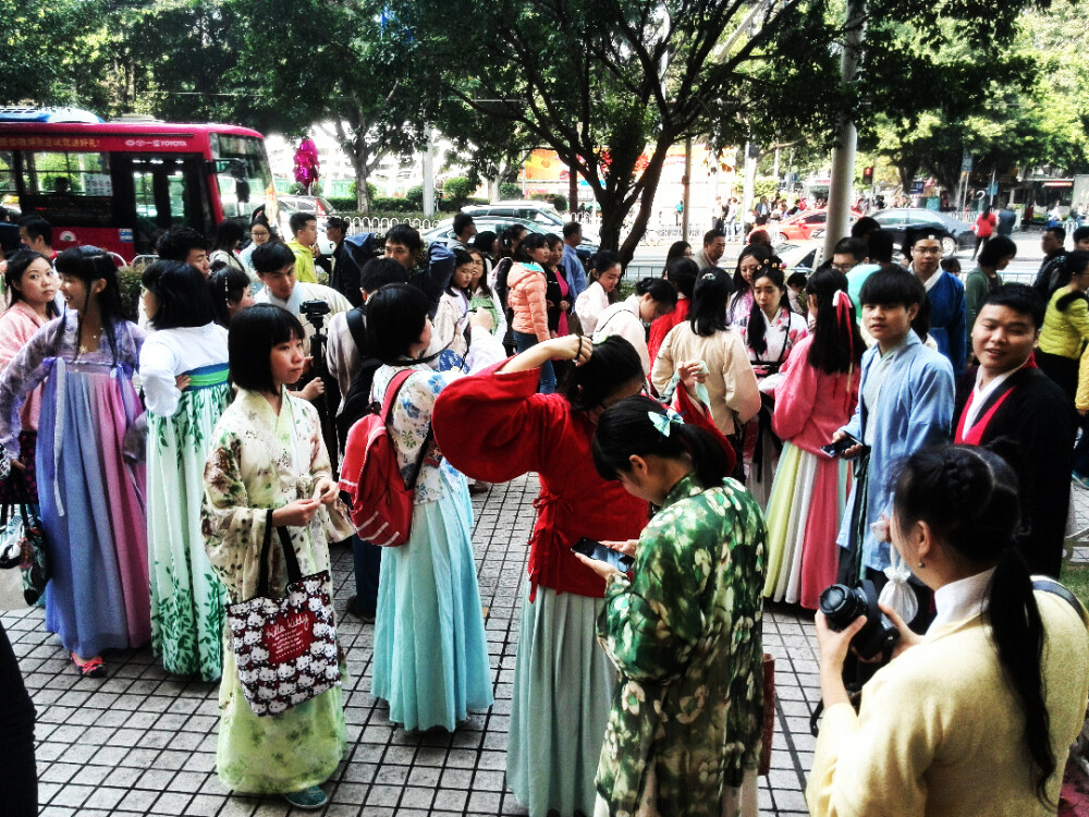  2015 大年29 携同袍逛花街