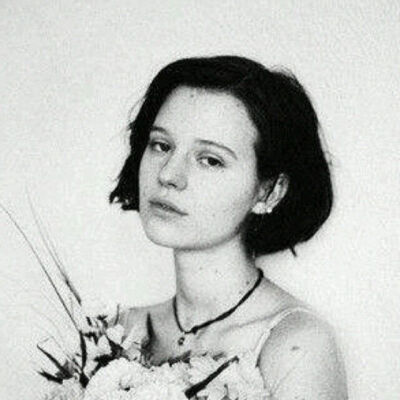 女头