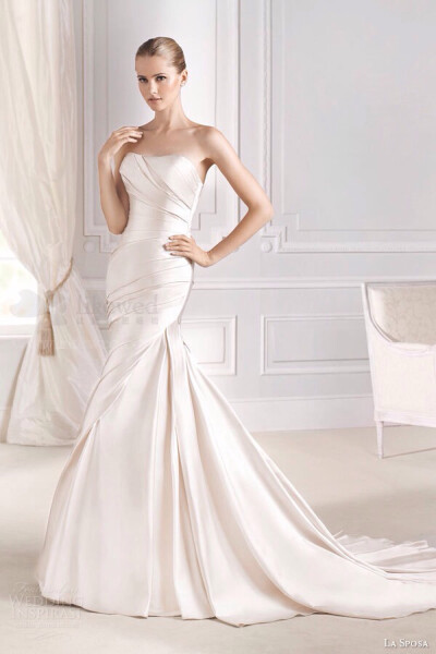 【定格在华服霓裳】La Sposa 2015婚纱！