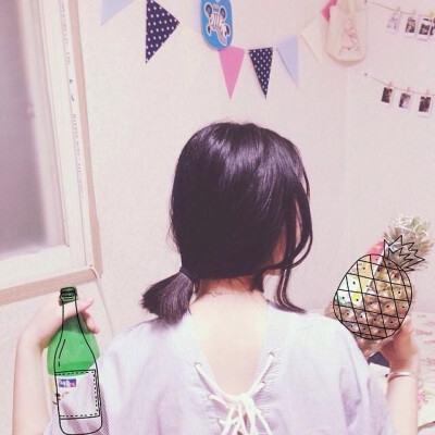 ［ 薄情总是被记住而深情却总被无情的辜负。］#女生头像