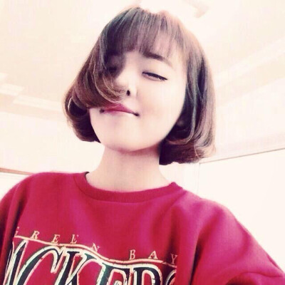 ［ 薄情总是被记住而深情却总被无情的辜负。］#女生头像