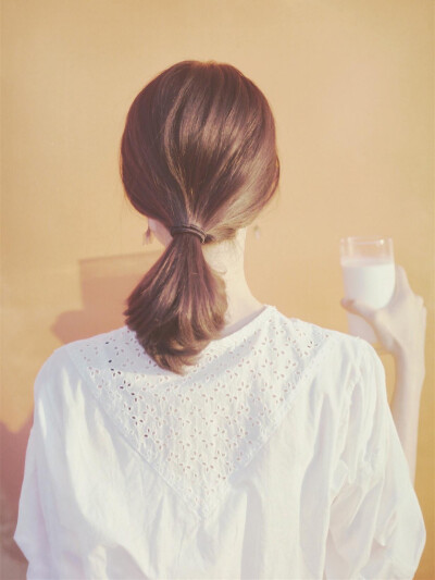 ［ 薄情总是被记住而深情却总被无情的辜负。］#女生头像