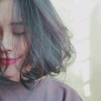 ［ 薄情总是被记住而深情却总被无情的辜负。］#女生头像