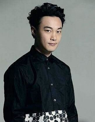 陈奕迅，我爱你十年如一日沉淀。