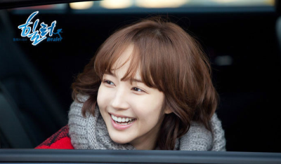 《Healer》（2015年2月，目前已出完） 《Healer》为韩国KBS电视台于2014年12月8日起播出的月火迷你连续剧，由李政燮、金镇宇导演、宋智娜编剧，池昌旭、朴敏英、刘智泰主演。 该剧讲述了认为世间无正义存在的年轻一…