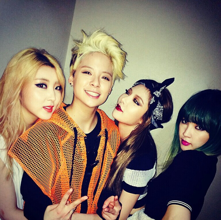 with Amber,Jiyoon,Sohyun