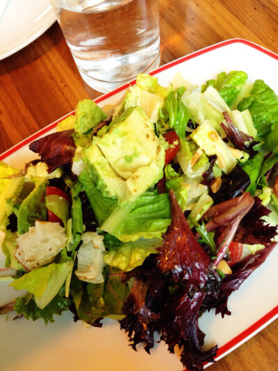 牛油果沙拉 House Avocado Salad