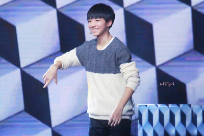 TFBOYS王俊凯 2015.02.10 央视网络春晚彩排现场。