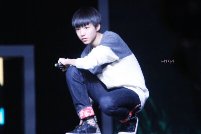 TFBOYS王俊凯 2015.02.10 央视网络春晚彩排现场。