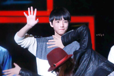 TFBOYS王俊凯 2015.02.10 央视网络春晚彩排现场。