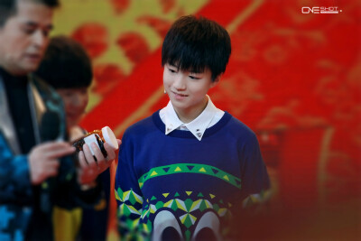 TFBOYS 2014.12.17 过年七天乐录制彩排现场。