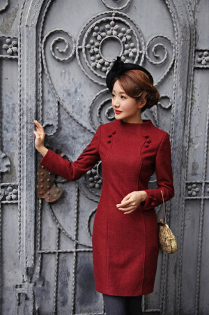 斜阳巷里 我不知道是想念你还是想念那场烟火 秋冬毛呢长袖连衣裙