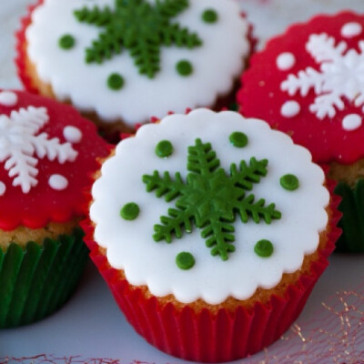 蛋糕_甜品_烘培_糕点_甜点_美图_插图_壁纸_美食_下午茶_纸杯蛋糕