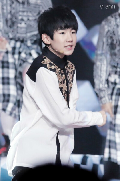 图见：见cr和logo