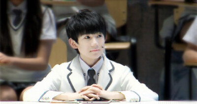 图见：见cr和logo