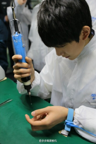 图见：见cr和logo