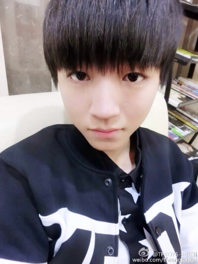 Weibo 20150228 TFBOYS-王俊凯