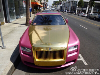 粉红+金色劳斯莱斯Rolls-Royce Ghost